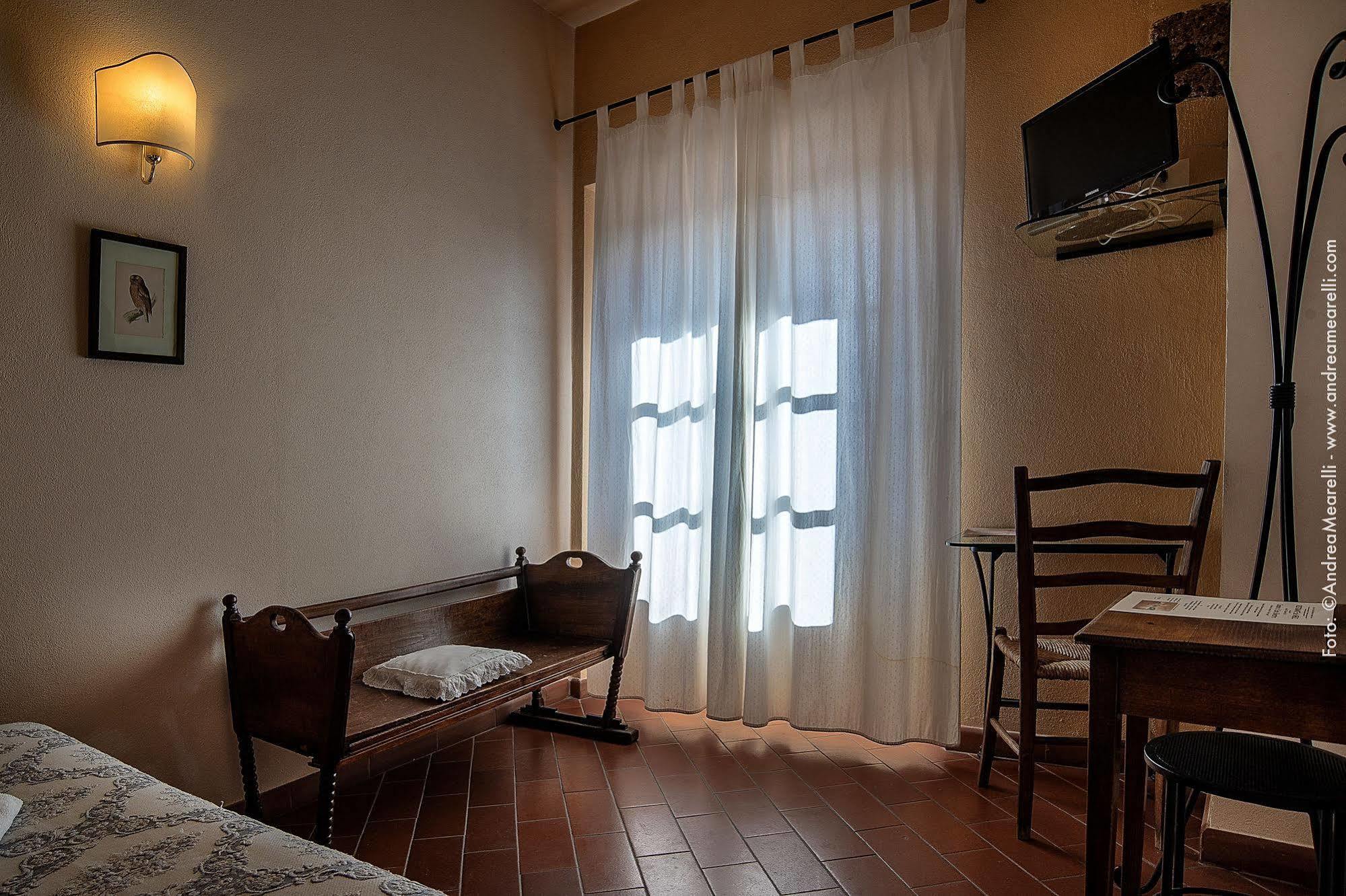 Hotel Scilla Sovana Luaran gambar